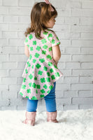 Sparkly Shamrocks on Pink